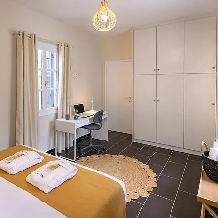 Grammata Apartment Ermoupoli